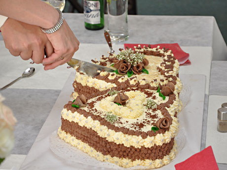 Cutting the cake